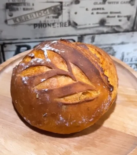 Томатная булка с базиликом, 450 гр.